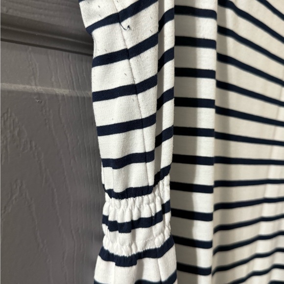 Jumper dress, T-shirt material, soft and comfortable elastic cinched waist. - Picture 4 of 8